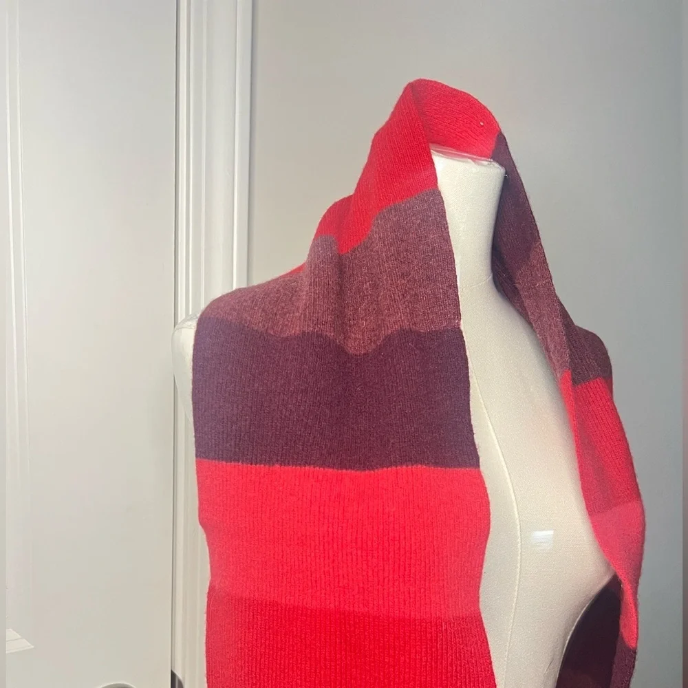 VTG Old Navy Scarf Multicolor Stripe 100% Lambswool Quirky Preppy